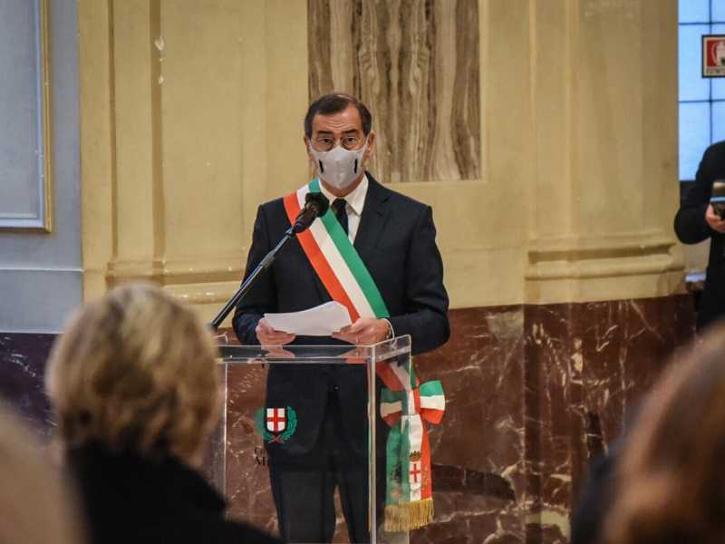 Il sindaco di Milano Beppe Sala. Ha deciso di aderire ai Verdi europei (Ansa)