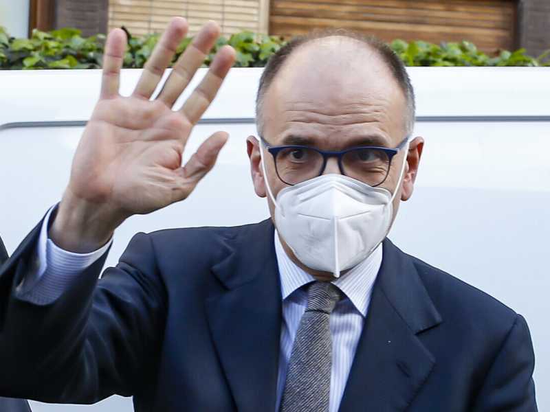 Pd di Letta e di governo. I senatori sfidano il segretario: "Siamo pronti alla conta"