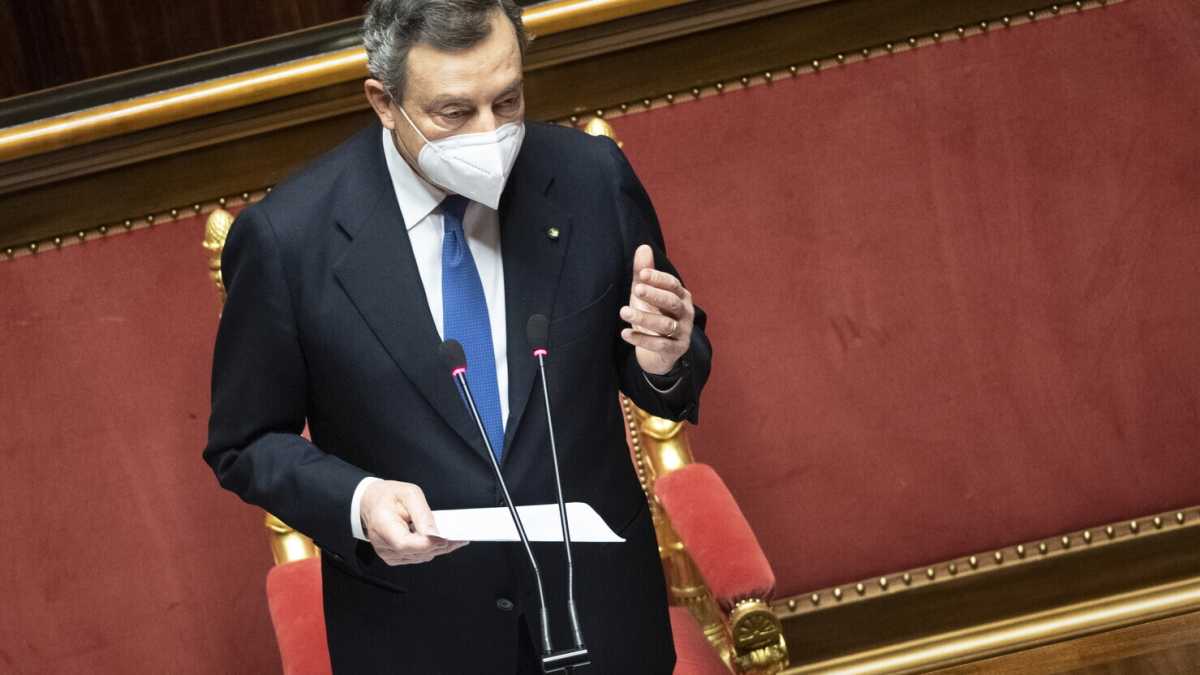 Immagine di Draghi contro le furbizie regionali. Un piano per riaprire le scuole