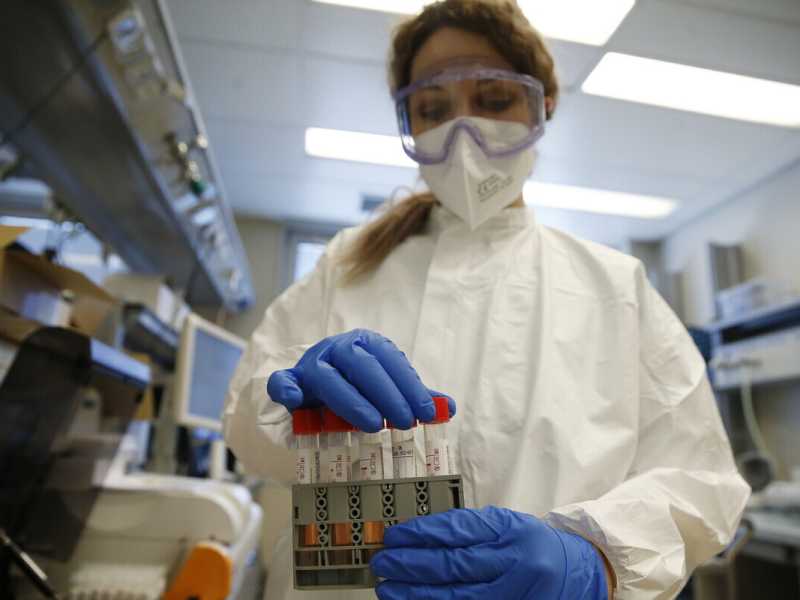 Covid, la variante inglese del virus nell'87 per cento dei contagi in Italia