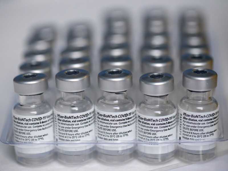 L'Italia ha acquistato oltre 600mila dosi in meno di Pfizer rispetto a quanto avrebbe potuto