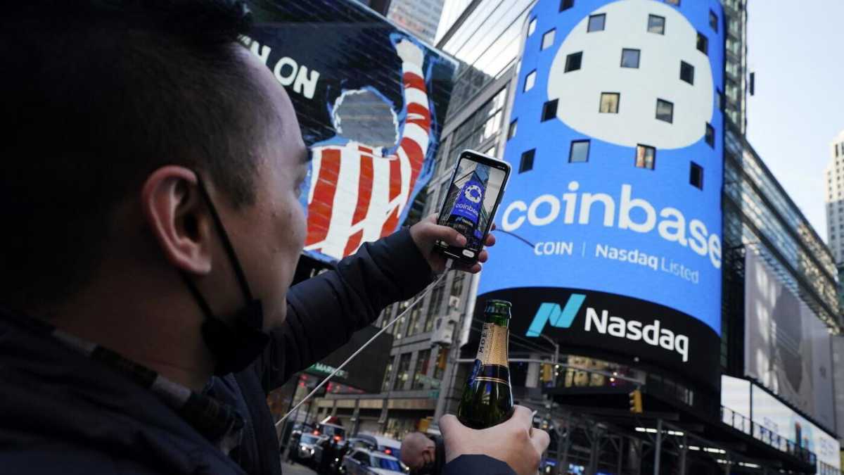 Immagine di Opportunità e rischi di Coinbase a Wall Street