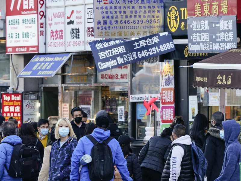 Negozi asiatici in un quartiere di New York. AP Photo/Frank Franklin II&nbsp;<br />
