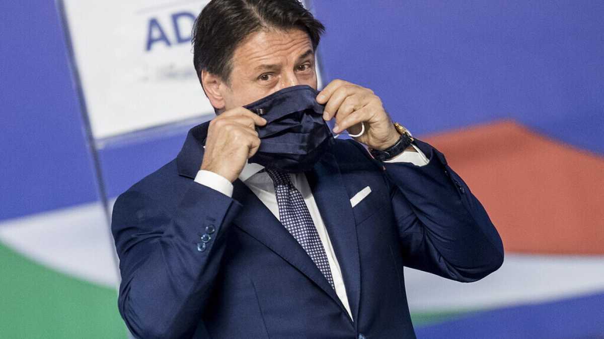 Immagine di M5s, Conte chiede a Casaleggio di dati degli iscritti di Rousseau. Appuntamento a maggio per la rifondazione