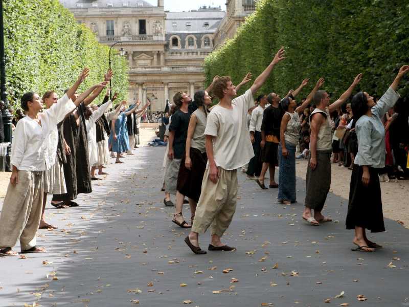 WuYong (无用), collezione autunno-inverno 2008-2009, fashion-week di Parigi (Ansa)