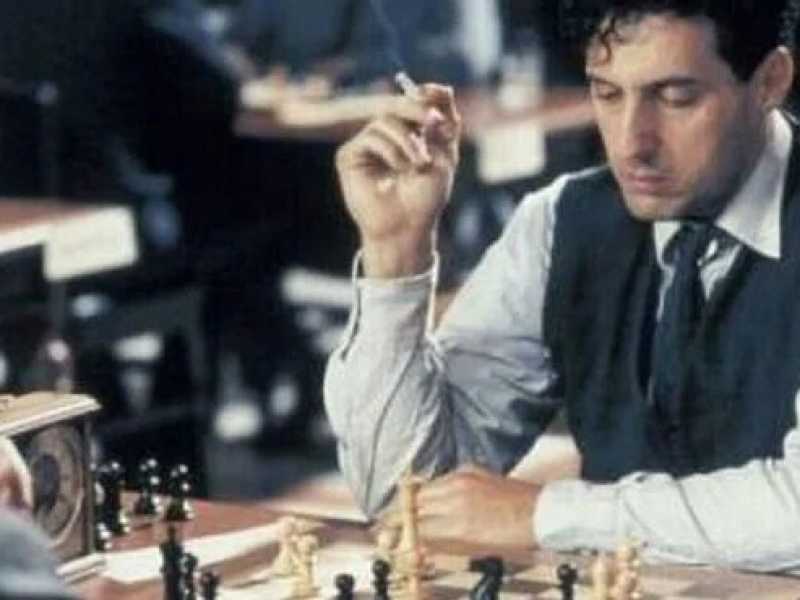 La partita - La difesa di Lužin (The Luzhin Defence) &egrave; un film del 2000 diretto da Marleen Gorris, tratto dall'omonimo romanzo di Vladimir Nabokov&nbsp;<br />