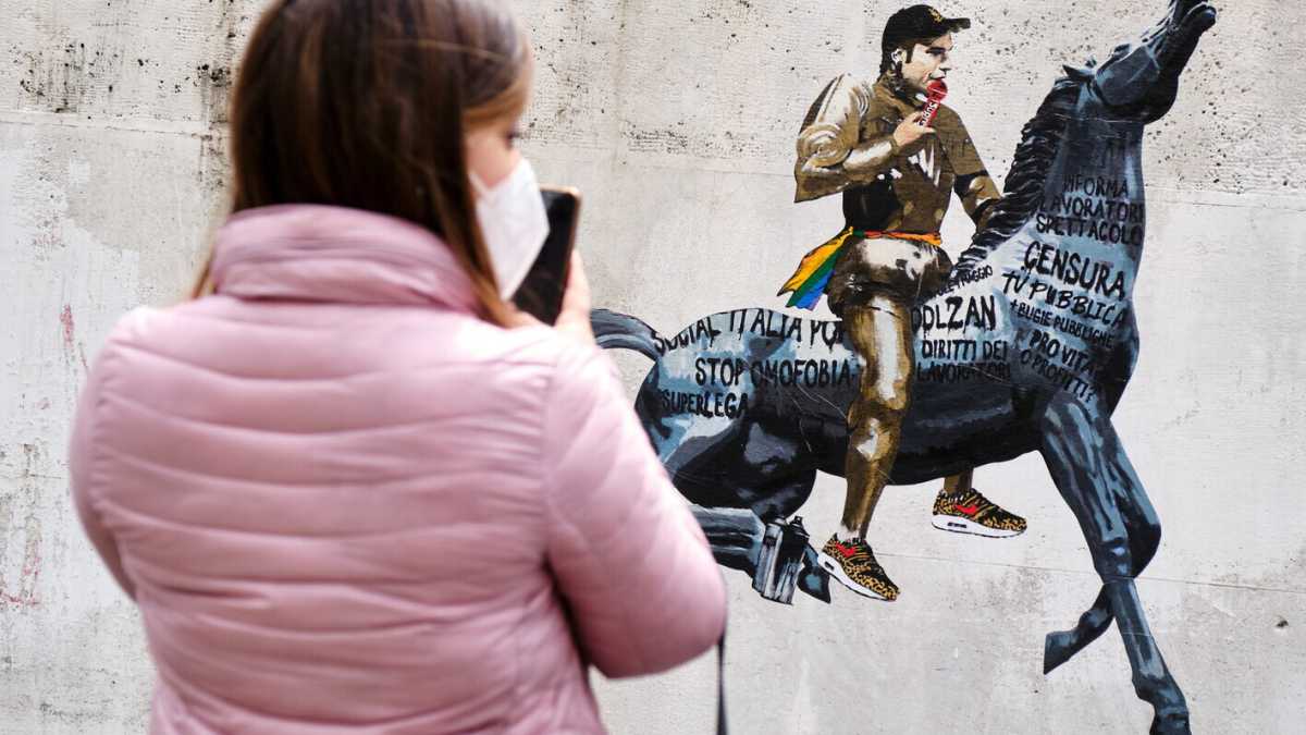 Immagine di Fuori gli italiani dall'Italia