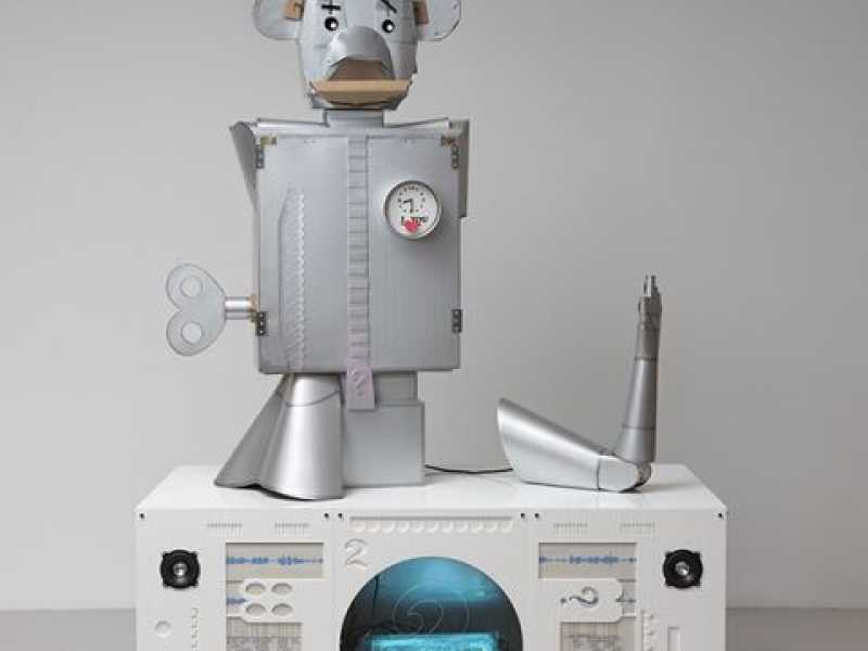 Simon Fujiwara, "Only Whoman" (2021). Fondazione Prada, Milano, fino al 27 settembre