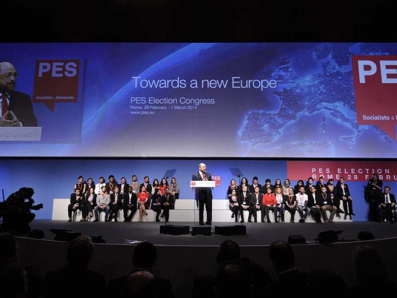 Il congresso del Partito socialista europeo tenutosi a Roma nel 2014. Nella foto LaPresse, Martin Schulz