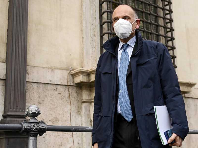 Tassa di successione, dopo la sberla in conferenza stampa Draghi ricuce con Letta