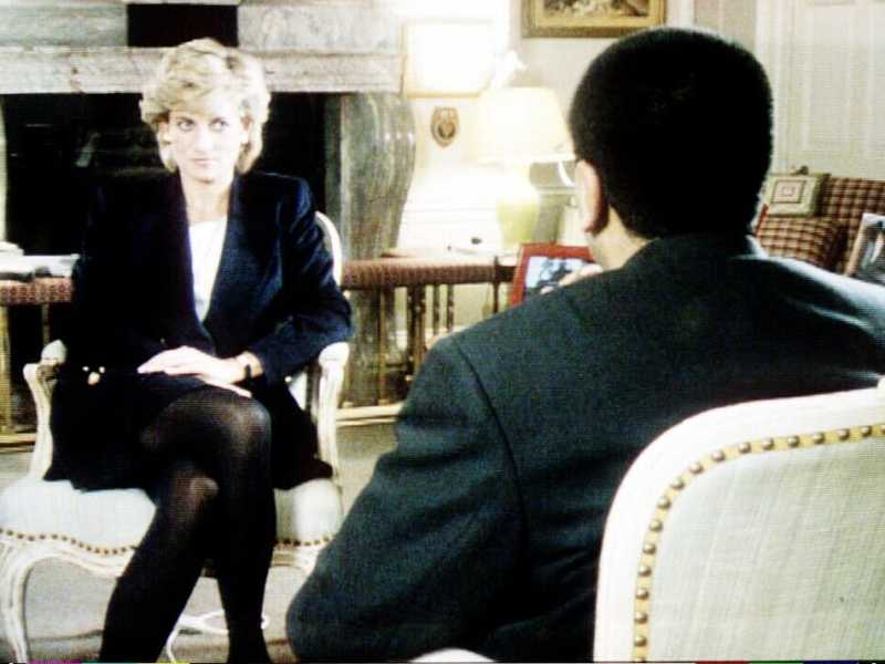 Un'immagine tratta dall'intervista di Bashir a Lady Diana nel 1995 (Ansa)
