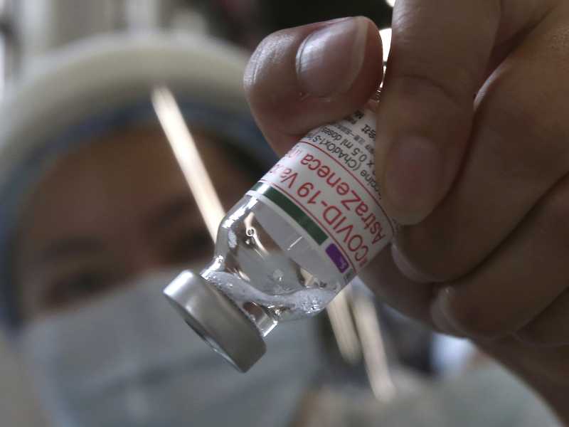 Il caos su AstraZeneca esporrà gli operatori sanitari a ricadute legali?