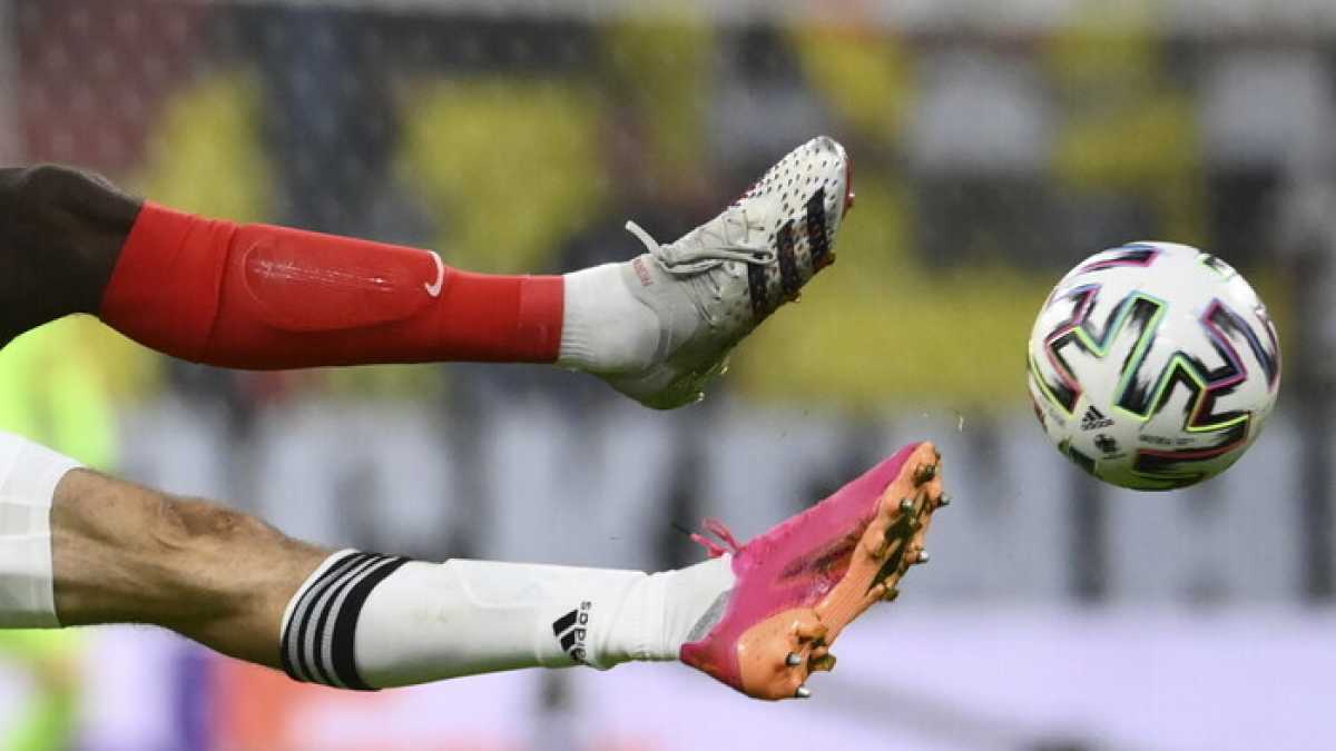 Immagine di Meglio discutere di sacchetti di carta che guardare Euro 2020