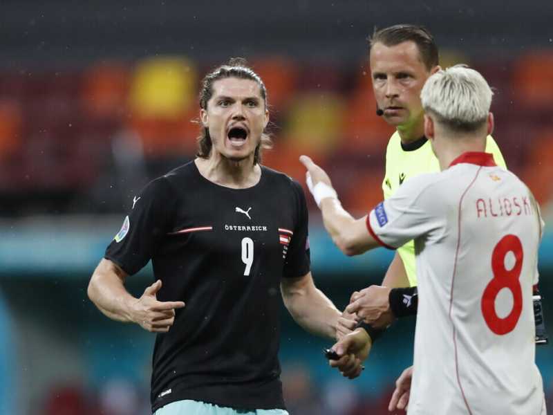 Marcel Sabitzer, con la maglia della nazionale austriaca a Bucarest, nella partita contro la Macedonia (LaPresse)