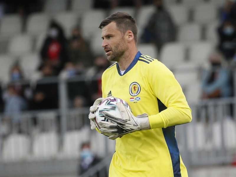 EPA/JULIEN WARNAND