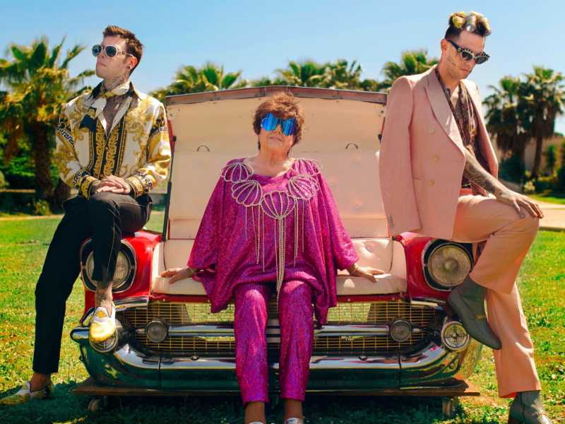 Fedez, Orietta Berti e Achille Lauro posano per il lancio del singolo "Mille"