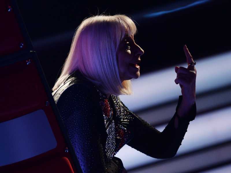 La pioniera Raffaella Carrà, che ha insegnato all'Europa la gioia del sesso