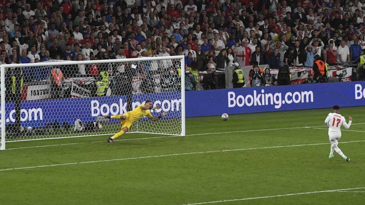 Immagine di L’Europeo che esalta Donnarumma e cancella Pickford