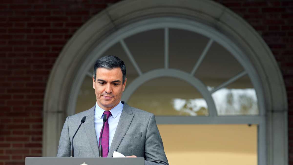 Immagine di Pedro Sánchez balla da solo