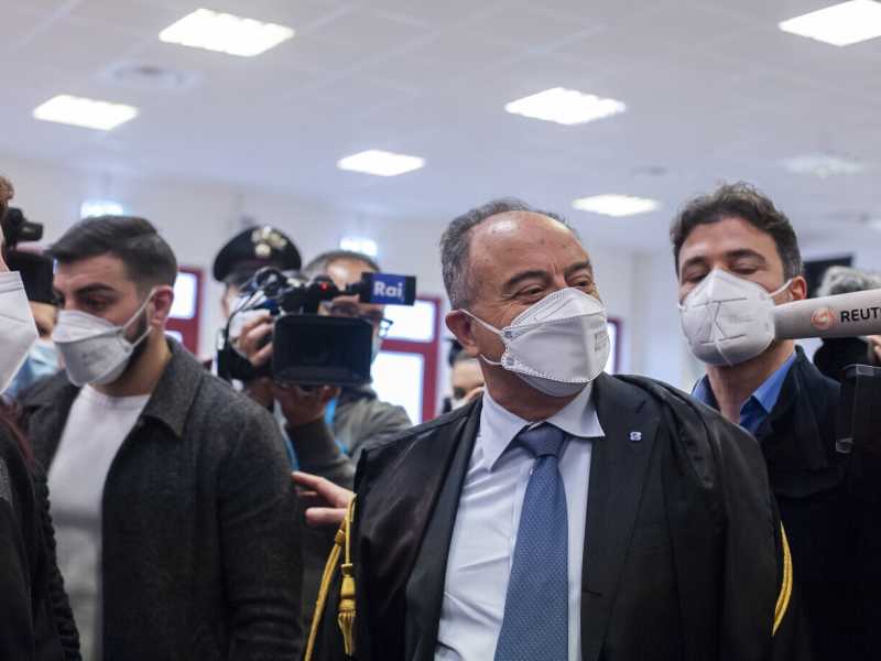 Gratteri si scorda la Costituzione