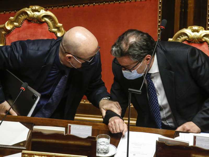 L'altra faccia del Green deal. Giorgetti: "La transizione ha un prezzo. Attenti al lavoro"
