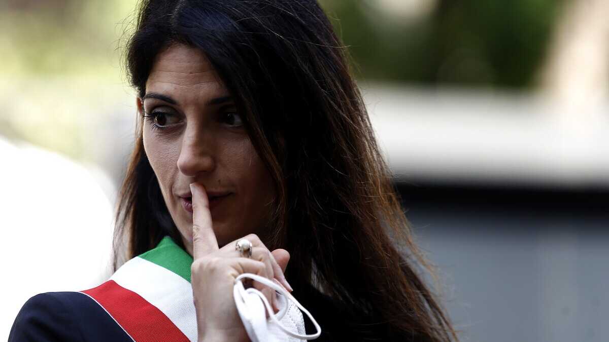 Immagine di Raggi sindaca boh vax