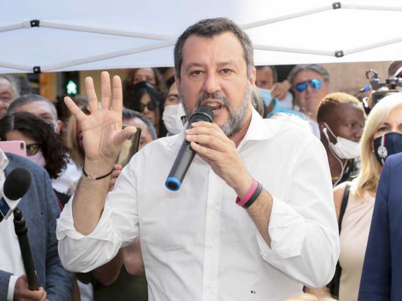 Salvini non pass. Draghi e Giorgetti discutono già dove applicare il green pass