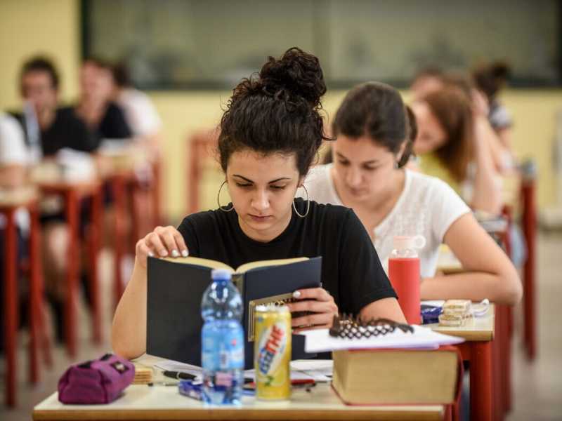 La scuola che non vediamo
