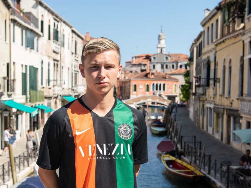 Bjarki Steinn Bjarkason, foto tratta dalla pagina Facebook del Venezia <br />