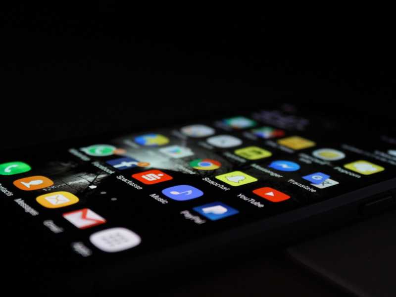 Viaggi, voli e parcheggi. Le app per l'estate e quelle da evitare