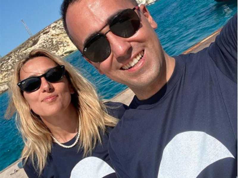 Quel polpo di Di Maio. La crisi afgana gestita dalla spiaggia del Togo Bay: "Monitoriamo la situazione"