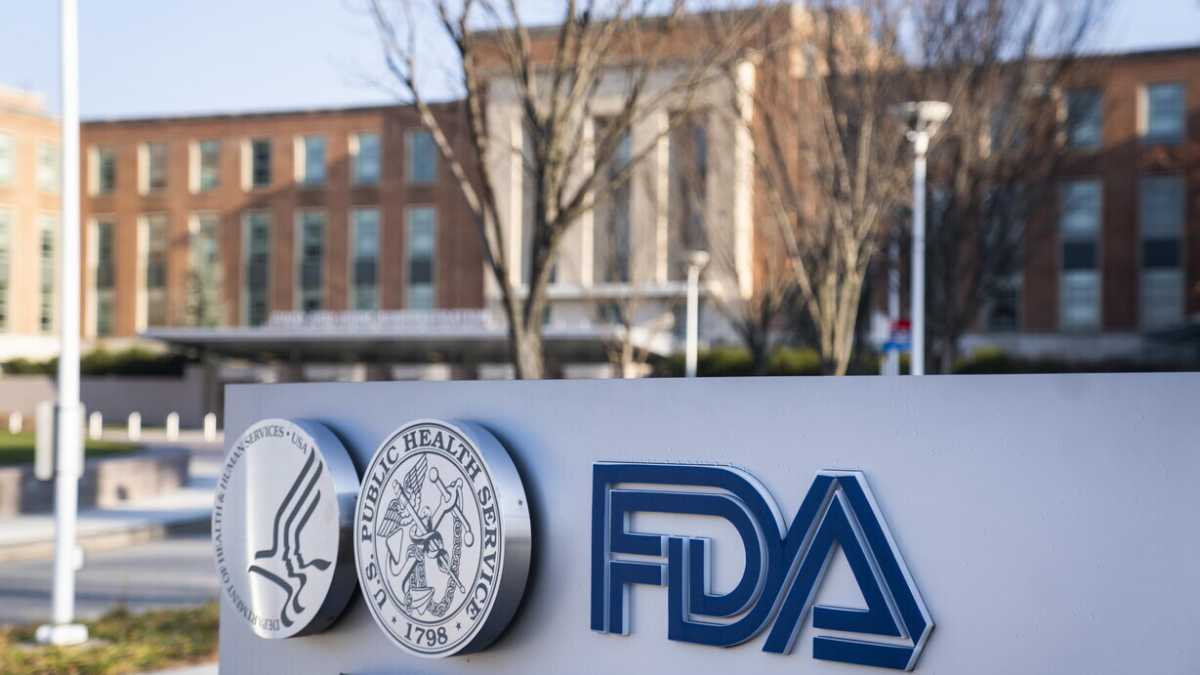 Immagine di Con l'ok definitivo della Fda a Pfizer cade l'ultimo alibi no vax