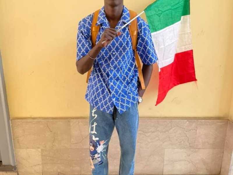 Khaby Lame, il tiktoker italiano pi&ugrave; seguito al mondo (foto dal suo profilo Facebook)