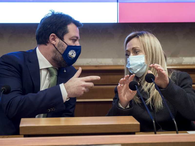 La destra italiana alle Olimpiadi del tafazzismo