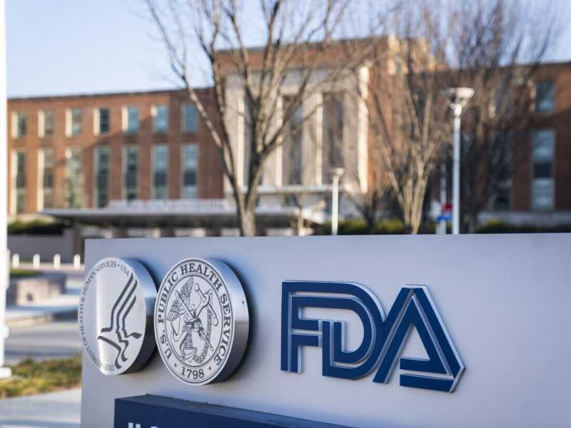 Con l'ok definitivo della Fda a Pfizer cade l'ultimo alibi no vax