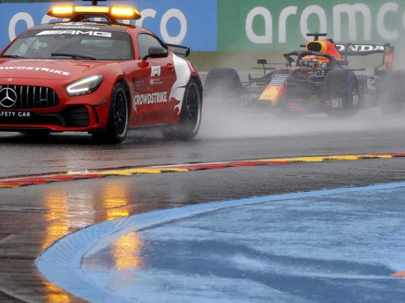 A Spa la commedia della Formula 1 è diventata farsa