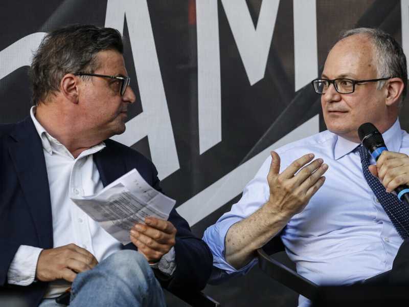 Carlo Calenda e Roberto Gualtieri (foto Ansa)