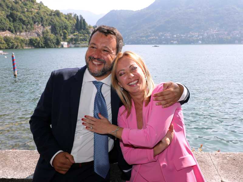 Boom di green pass. A Salvini e Meloni 82 milioni di schiaffi