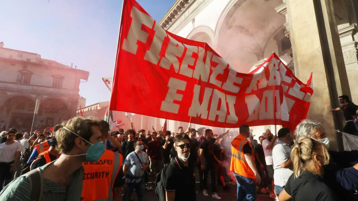 Immagine di Gkn revoca i licenziamenti. Per il tribunale informare i sindacati è un obbligo