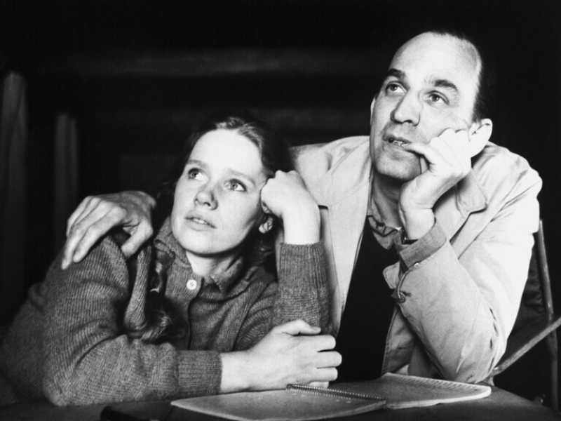 Ingmar Bergman assieme all'attrice e musa Liv Ullmann nel 1968; la loro relazione ispir&ograve; la miniserie (Wikimedia commons)&nbsp;<br />