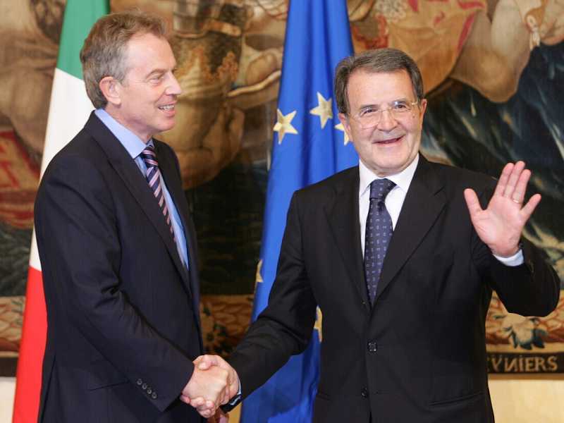 Nei '90 Prodi e D&rsquo;Alema facevano a gara lungo la Terza Via per fare &ldquo;l&rsquo;Ulivo mondiale&rdquo; o &ldquo;il riformismo nel XXI secolo&rdquo; con Clinton e Blair<br />