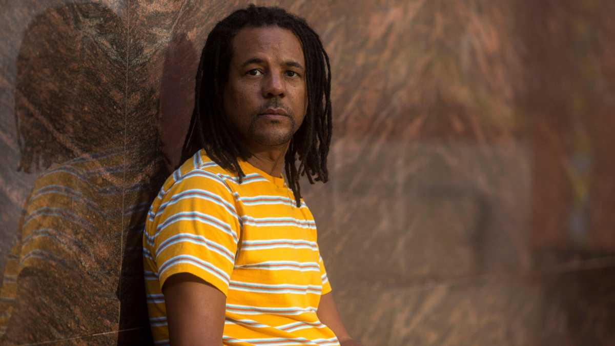 Immagine di Rapina con vista sul tinello. La Harlem anni 60 di Colson Whitehead