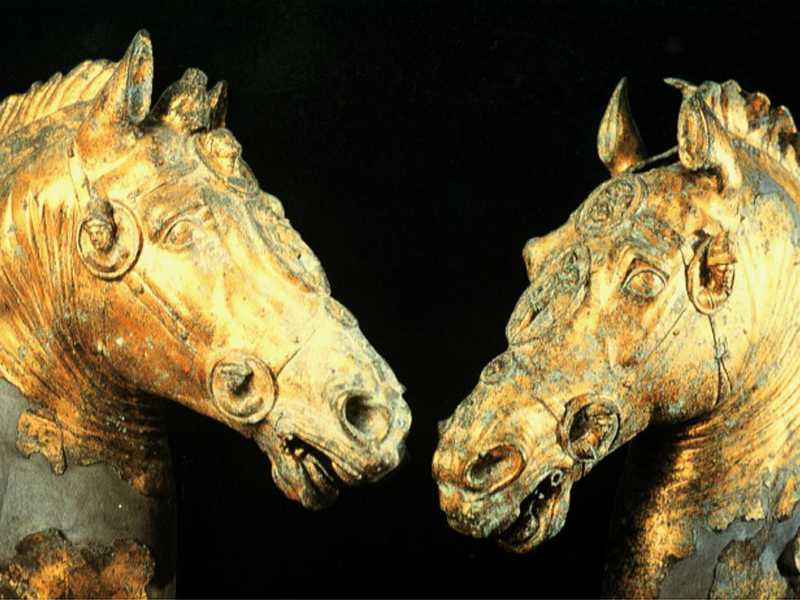 I bronzi di Cartoceto (Ansa)&nbsp;