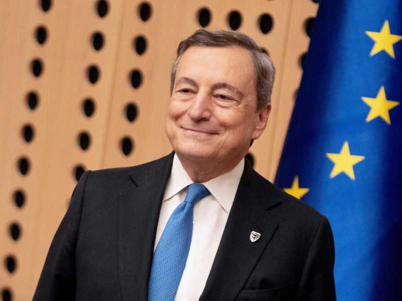 Draghi sbugiarda Salvini: "Non c'è nessuna patrimoniale. Questo governo non tocca le case"