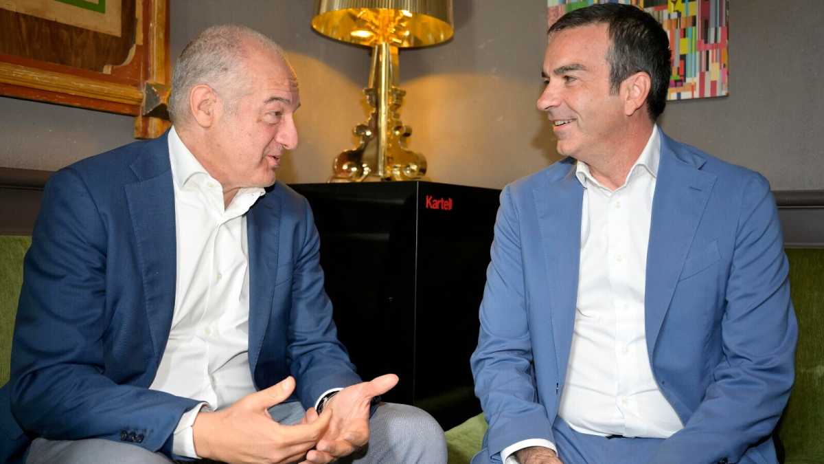 Immagine di Caffè Michetti. Per vincere il ballottaggio a Roma l'avvocato vara l'operazione bar