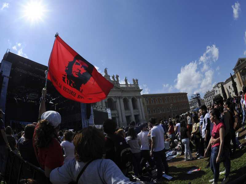 Gualtieri a piazza San Giovanni per l'ultimo appello al voto. Ci sarà anche Sala