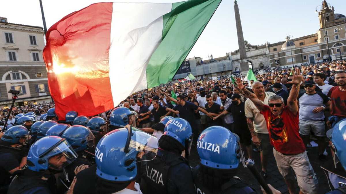 Immagine di Come imprese e governo possono evitare di trasformare il green pass in una puntata di Squid game