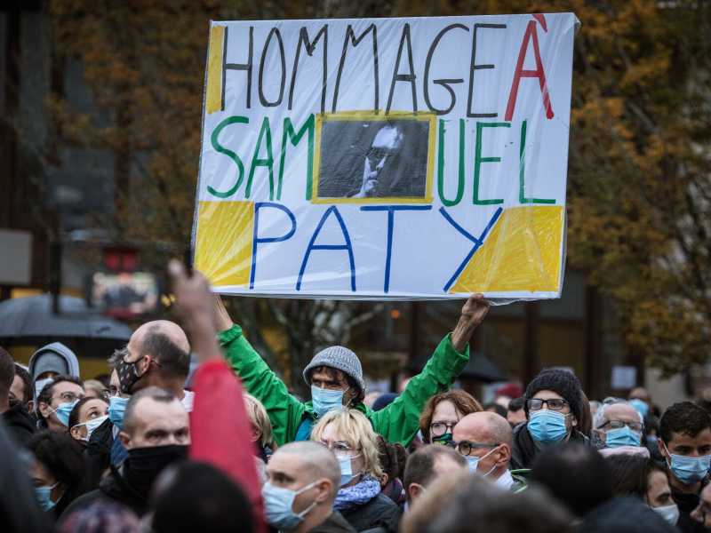 “Paty è stato vittima di un processo kafkiano”, dice l'autore del libro-inchiesta sull’assassinio del prof