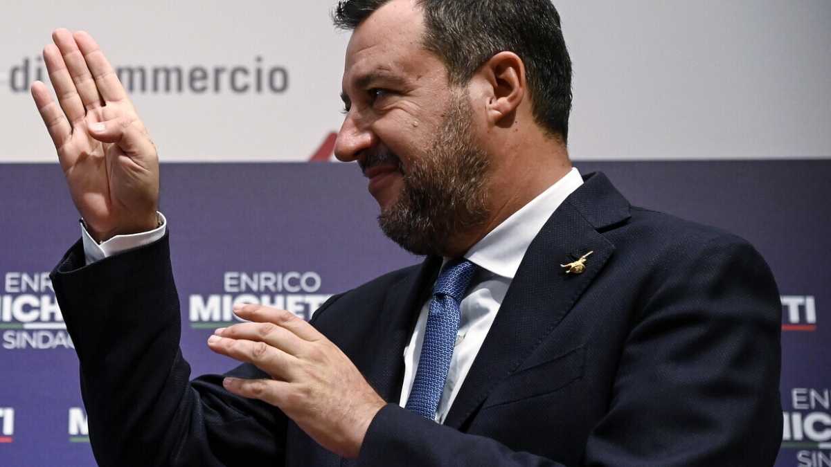 Immagine di Salvini va da Draghi. Ma il premier lo tiene alla larga dalla questione green pass