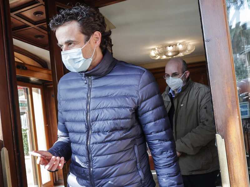 Guerra nel M5s, Conte dà il via libera alla sfiducia del capogruppo alla Camera